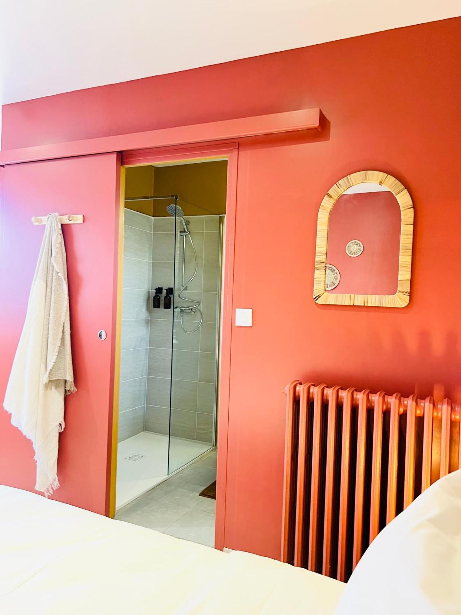 Motel Les Broussailles Mesves-sur-Loire Eksteriør billede